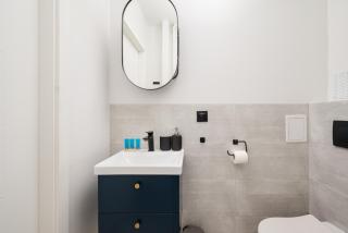 Chmielna Heart of Warsaw Chic Apartment by BookingHost - 1