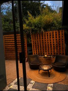 Afrosabi tranquility in the city - 2