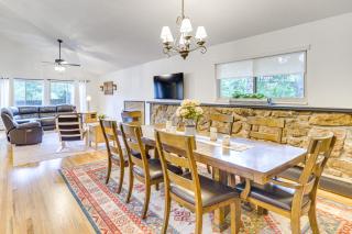 10 Mi to The Incline! Gem w/ Game Room & Fire Pit - 9