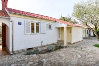 Apartments ANDI - Petrčane - 9