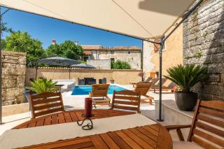 Villa Sagri - heated pool - Žagrići - 6