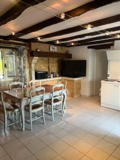 Maisonette in Château-L'Évêque - 2