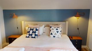 Sailaway Cottage at The Bay Filey, sleeps 8-10, pet-free - 4