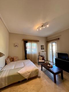 Akratas Brothers House - 4