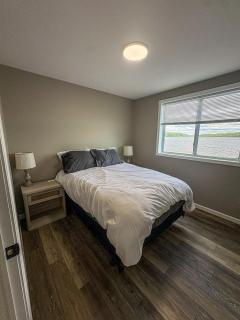 Lakeside Lodge- Newly Renovated Cabin on Black Lake - 3