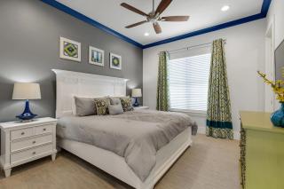 Opal Springs Manor - 4