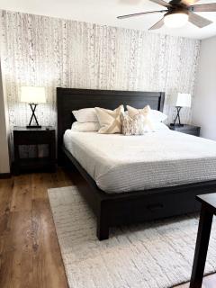 Open Sky Retreat Whitefish - Sleeps 14 Near Glacier - Hot Tub - 3