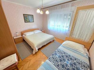 Apartment in Crikvenica 5484 - 1