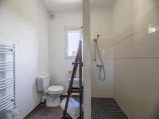 Lecci Apartment with Outdoor Pool - 2