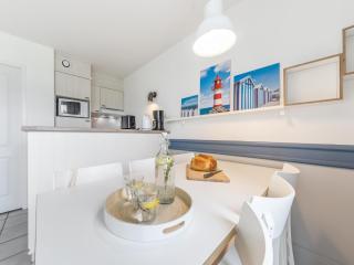 2-Bedroom Beach Cottage - 1
