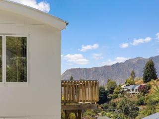 Queenstown Estate Two Homes, Alpine Views - 6