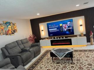 EV-Green Luxury Retreat, Fully Renovated & Comfort - 3