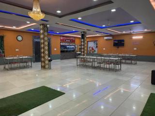 Amar mahal hotel and restaurant - 7