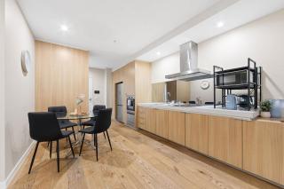 2BR On Rose Lane - Pool Sauna Gym & more - 4