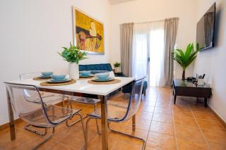 Luxe 2BR Cocotal | Smart Check-in & Piscina - 7