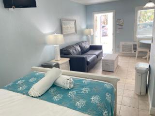 White Sands Beach Resort - Anna Maria Island - 8
