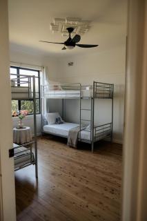 Pet-Friendly 3BR Home with Workspace & Creek Views - Maryville - 3