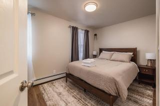 Downtown Anchorage Stay - 1 Bedroom Great Location - 9