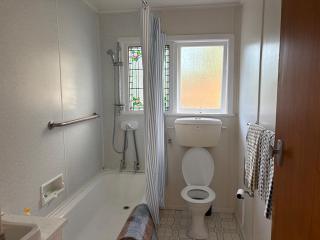 Cute Chartwell Cottage - 7