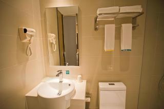 City Comfort Inn Deyang Wenmiao Square Gymnasium - 4