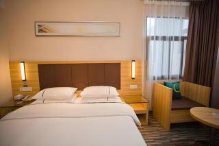 City Comfort Inn Deyang Wenmiao Square Gymnasium - 3