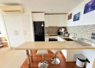 Sea-view apartment in Azur - 6