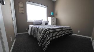 Sleep & Grill, 5BR, Huge Yard, Smoker, BBQ - 1