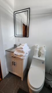 Osit Abode In Nashua NH Spacious And Charming - 9