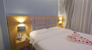GreenTree Inn Puyang Ruifengyuan Business Hotel - 3