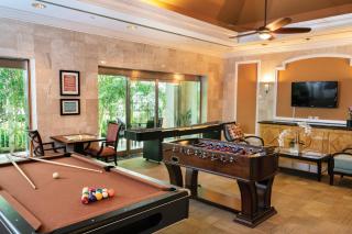 Royal Garden at Waikiki Resort Studio Apartment - 2