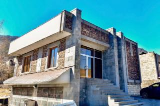 Goris Modern Comfort Home - 8