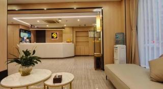 IU Hotel Chongqing Hechuan Pedestrian Street Darunfa Branch - 4