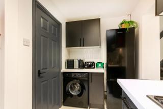 Luxury 2 Bed Home close to Liverpool Anfield LFC and City Centre - 2