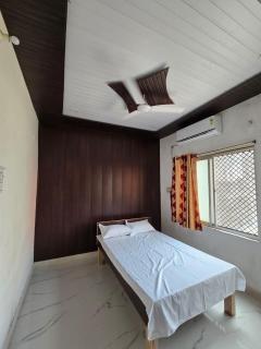 Maha Prabhu Kutir - 4