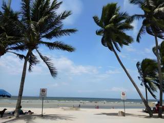 Ban Rim Lay Bangsaen Hotel. - 1
