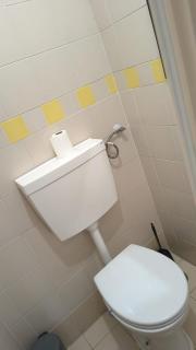 Quiet Cozy Rooms Lisbon Airport Area - Lisbon - 8