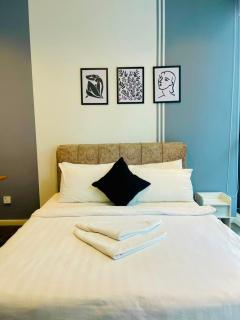 Rooftop Pool Scarletz Elite Stay by KLCC - 8