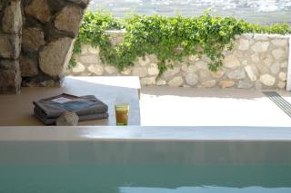 One bdr Villa-Sleeps 4-Hot Tub-Sea View-Parking - 1
