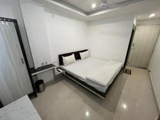 Hotel Shree - 4