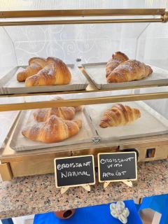 Le Twins -Bed and Breakfast - 8