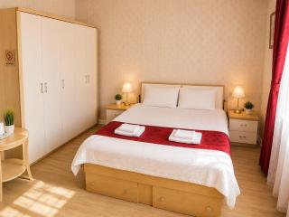LG53 Tour & Hostel - 4