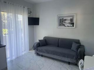 Aphrodite Apartments - 2
