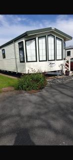 Cosy 3 Bedroom Caravan - 0