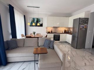 White Pearl Luxury Apartment - 1