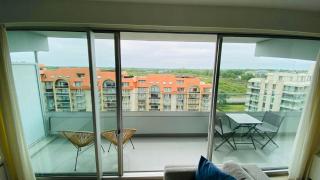 Panoramisch uitzicht, zuidterras en privé garage - Stijlvol appartement in Nieuwpoort Bad vlak bij zee - 9