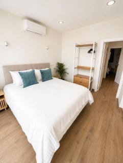 Coastal Retreat Steps from the Sea 2BR 2BA - 6
