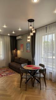 Meridian Apartments - 3