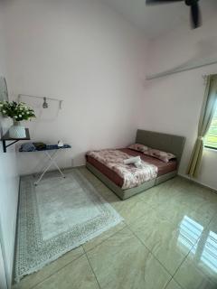 Homestay at Ambience Residence - 6