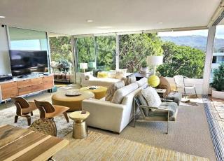 Two Bedroom Coastal Retreat with Ocean Views - 8
