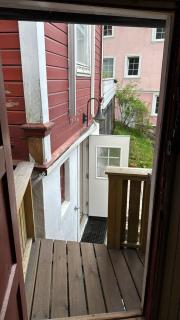 Cozy bedroom & basement with amenities - 4
